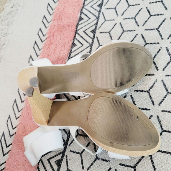 GUESS NETTA STRAPPY HEELS IN WHITE, SZ 9 - Picture 13 of 16